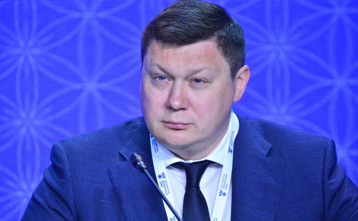 Максим Митрофанов