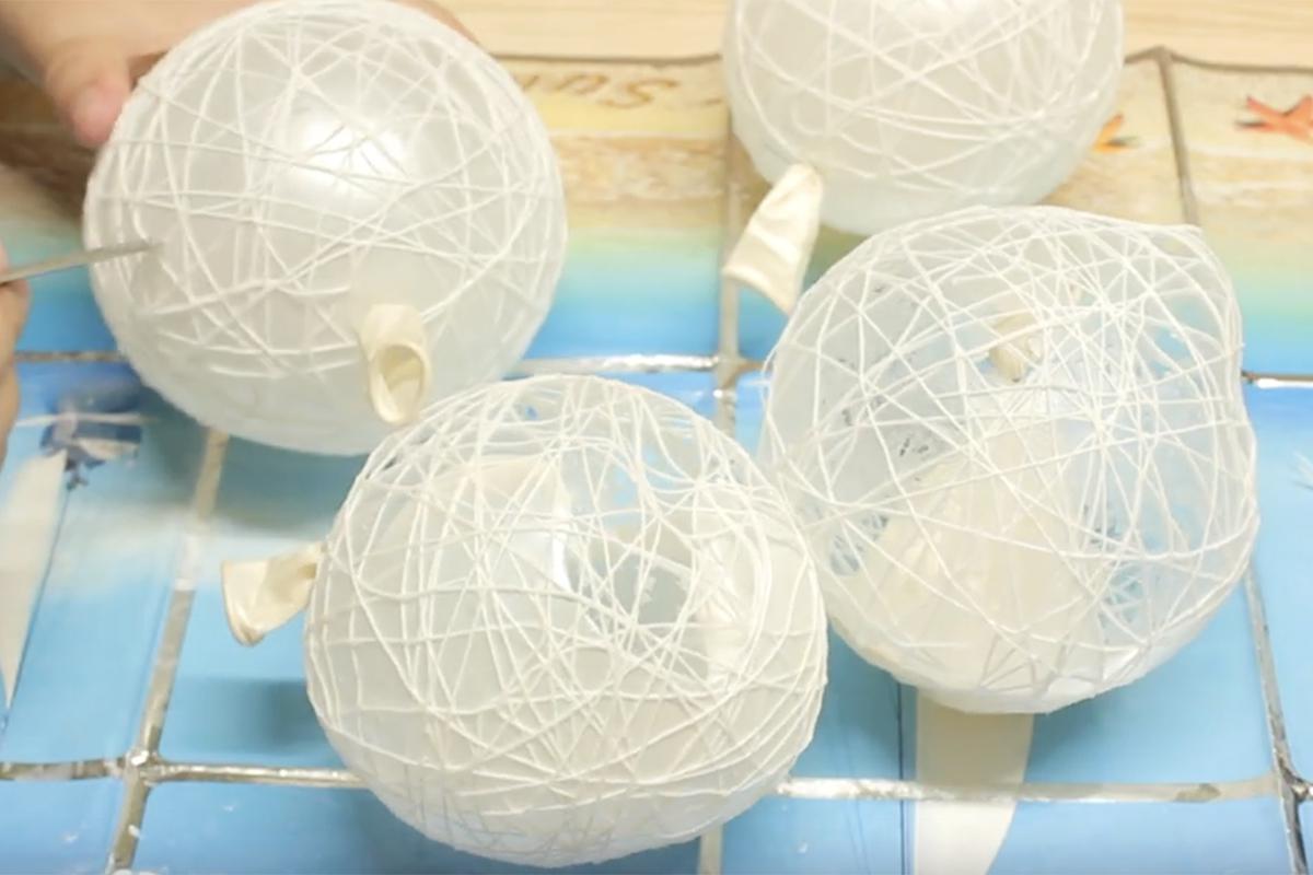 Как сделать новогоднюю гирлянду из ниток