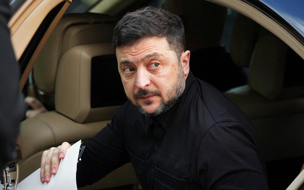 Bloomberg объяснил встречу Зеленского с Залужным