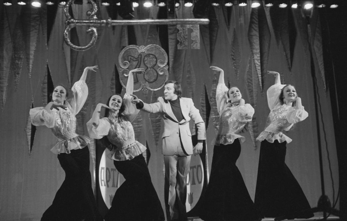 Геннадий Хазанов в миниатюре &laquo;Золотой ключик&raquo; из моноспектакля &laquo;Мелочи жизни&raquo;, 1978 год