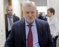 Жириновский на дебатах облил грязью Аллу Пугачеву