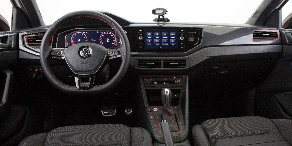 У седана Volkswagen Polo нового поколения появилась «заряженная» версия