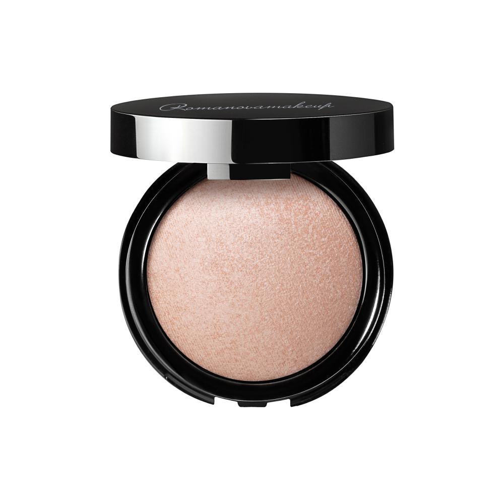 Пудровый хайлайтер Sexy Powder Highlighter, оттенок Dimond, Romanovamakeup, 3970 руб. (romanovamakeup.com)