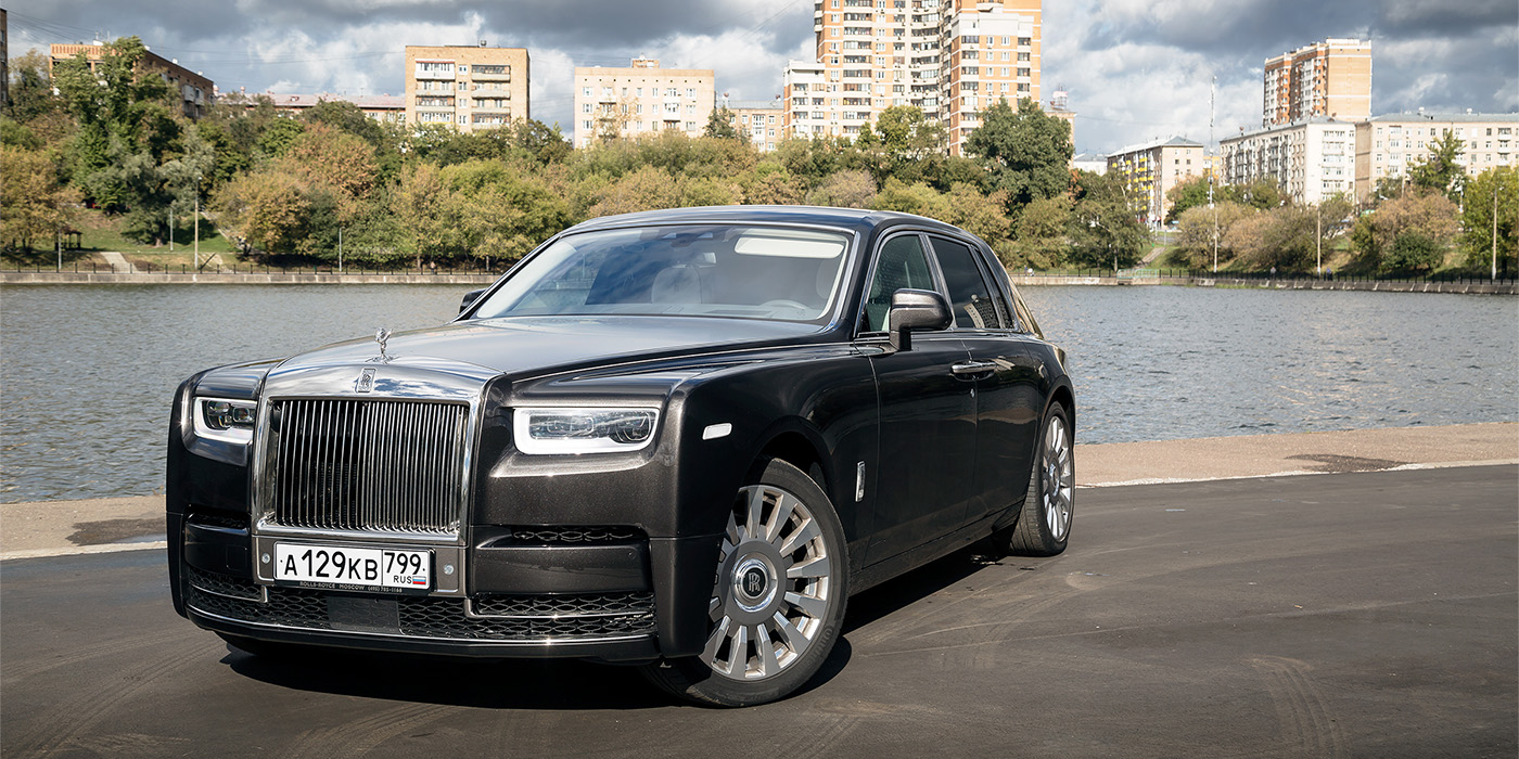 Удиви меня: один день работы в такси на Rolls-Royce