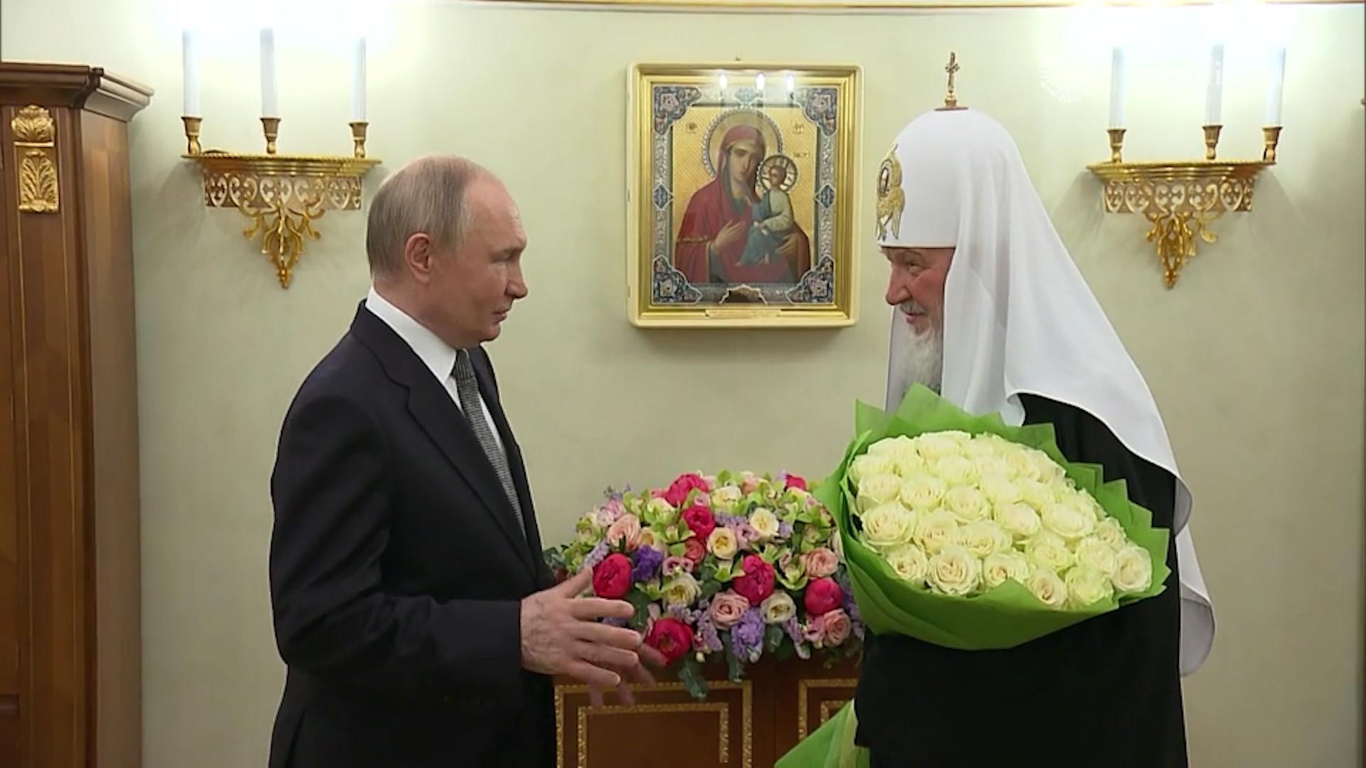 Путин поздравил патриарха Кирилла с Днем тезоименитства
