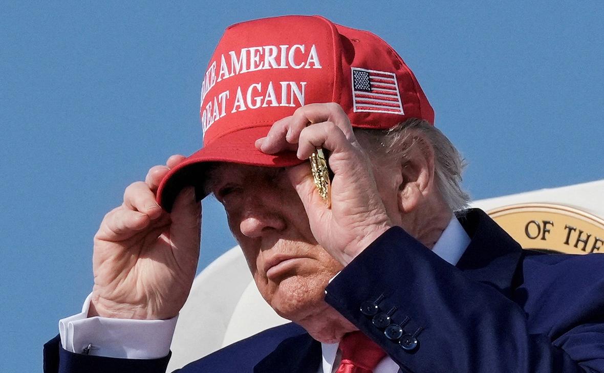 Ken Cedeno / Reuters