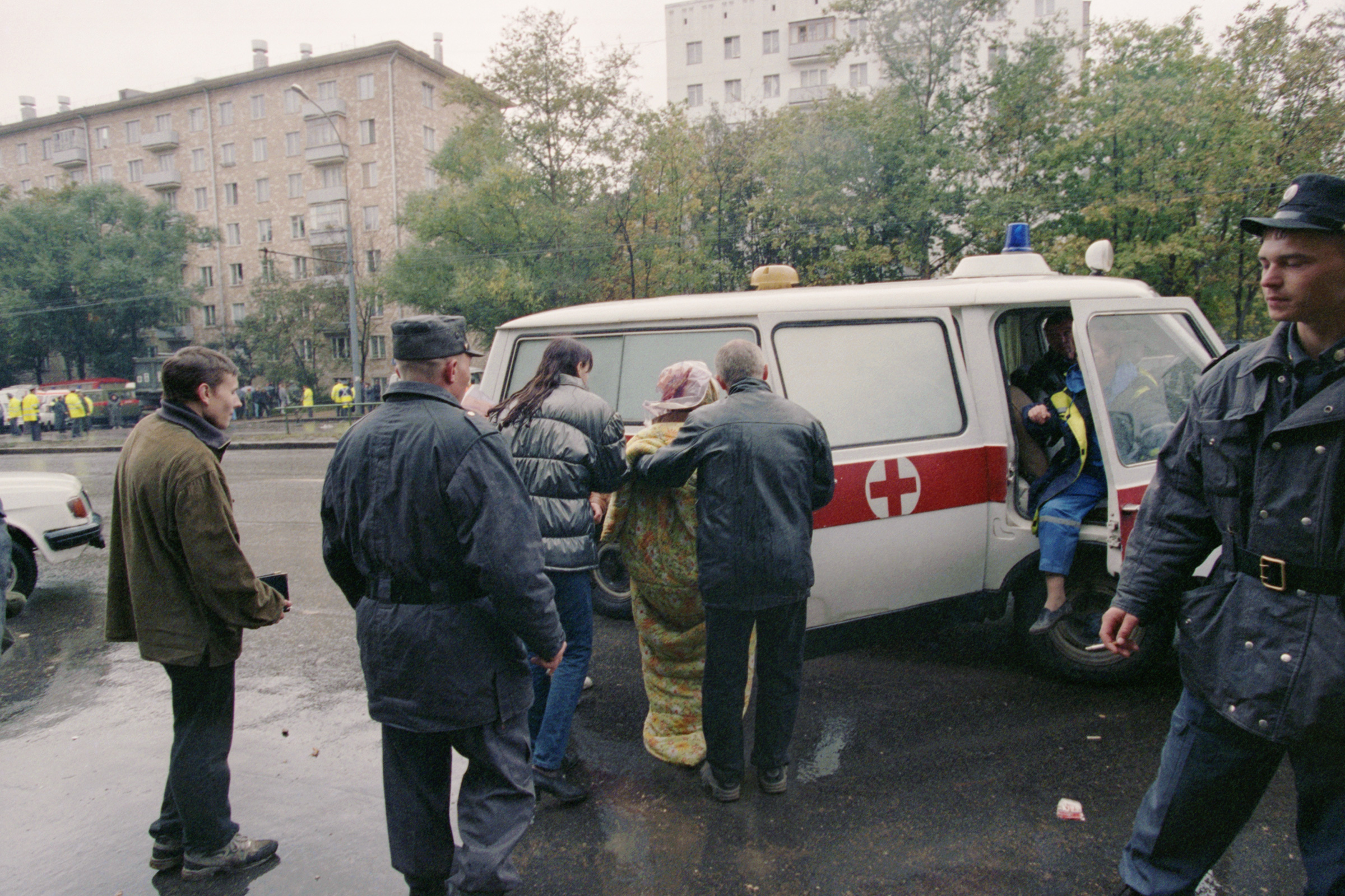 В качестве взрывчатого вещества террористы использовали гексоген.