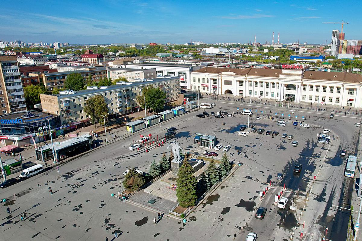Памятник воинам Уральского добровольческого танкового корпуса