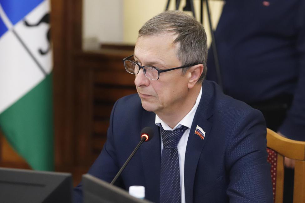 Денис Субботин (Фото: пресс-служба Заксобрания&nbsp;Новосибирской области)&nbsp;
