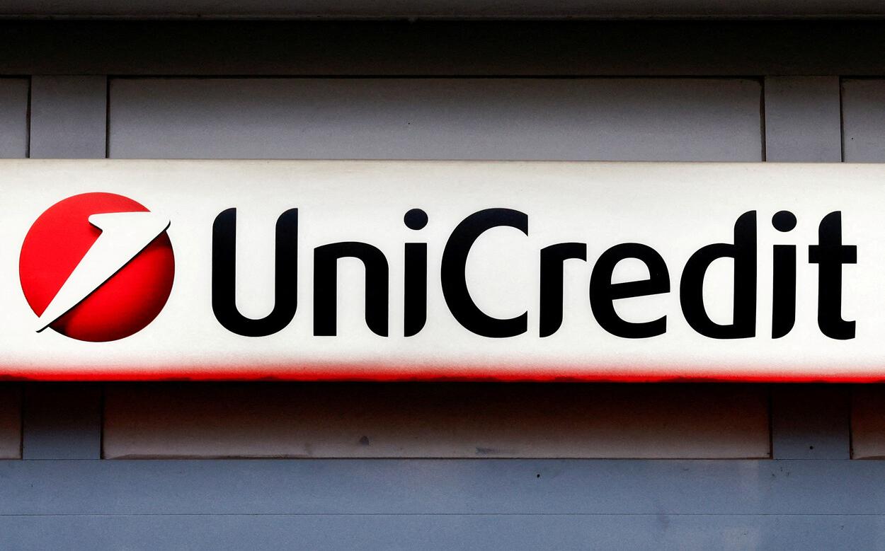 UniCredit отказался от покупки конкурента из-за правила «золотой власти»