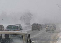 ГИБДД г.Москвы просит водителей быть предельно внимательными на дороге в связи с ожидаемым понижением температуры