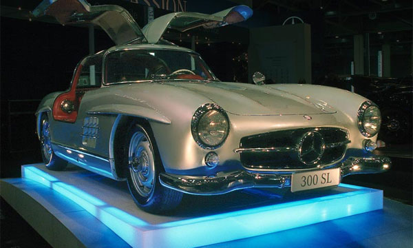 Mercedes-Benz открывает музей истории компании