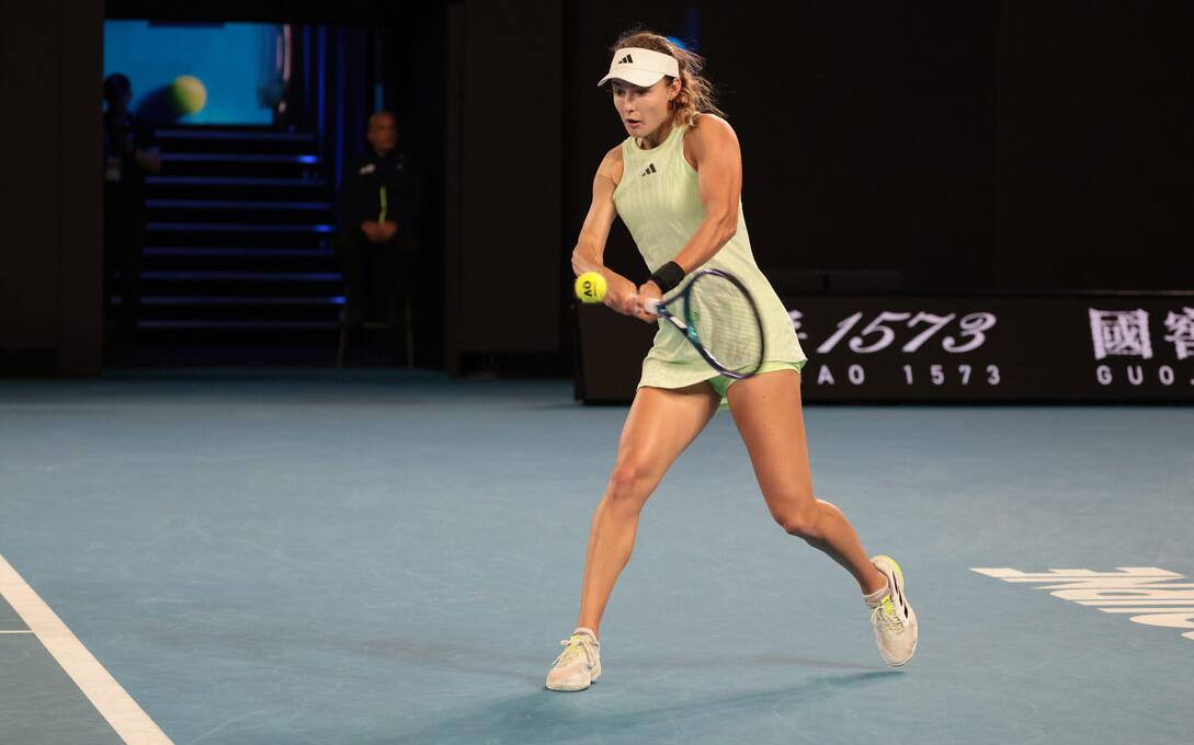 Российская сенсация Australian Open вышла в третий круг турнира в Дубае