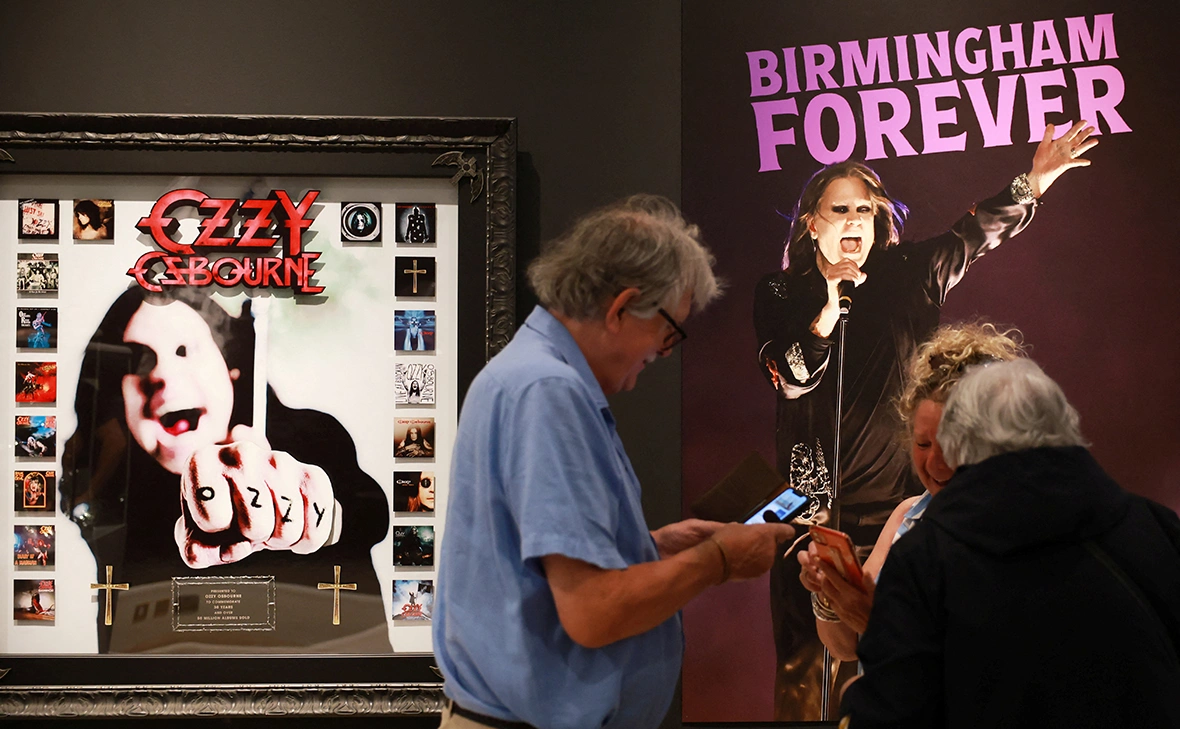 Phil Noble / Reuters