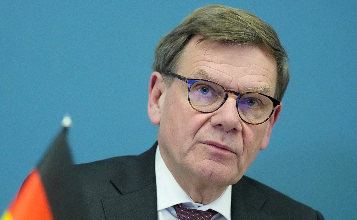 Ints Kalnins / Reuters