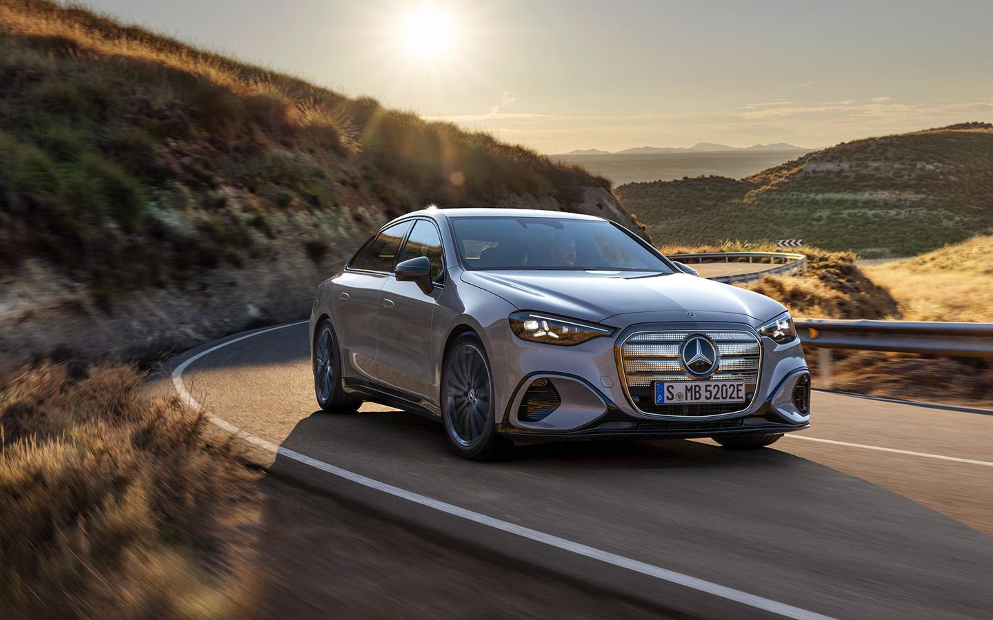 Такого Mercedes еще не делал. Самые уникальные фишки нового С-Class