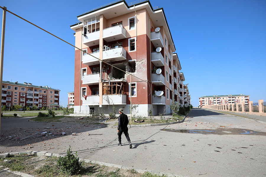 Последствия артиллерийского удара по поселку&nbsp;Шихарх Тертерского района Азербайджана