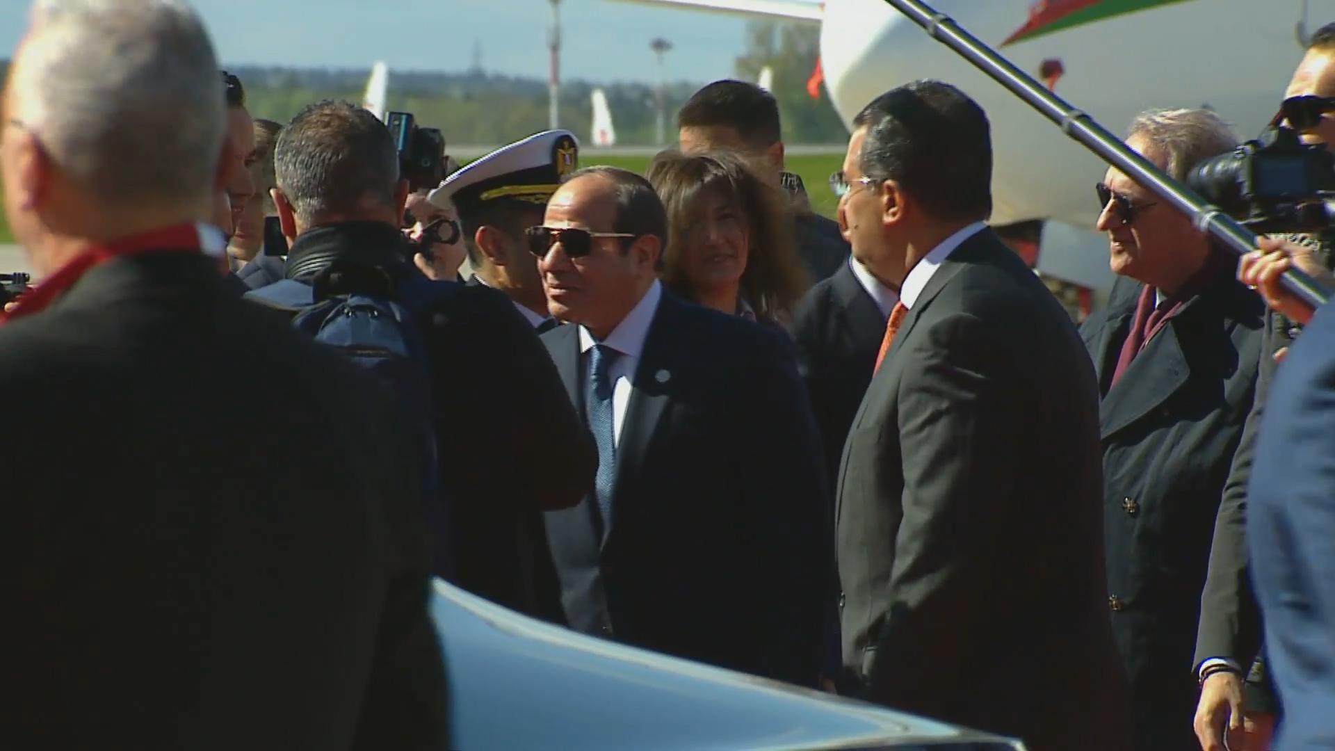 Президент Египта прилетел с визитом в Россию на парад Победы