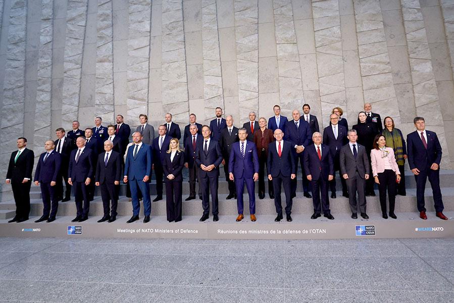 Встреча министров обороны НАТО в штаб-квартире альянса в Брюсселе, Бельгия, 15 октября 2025 года