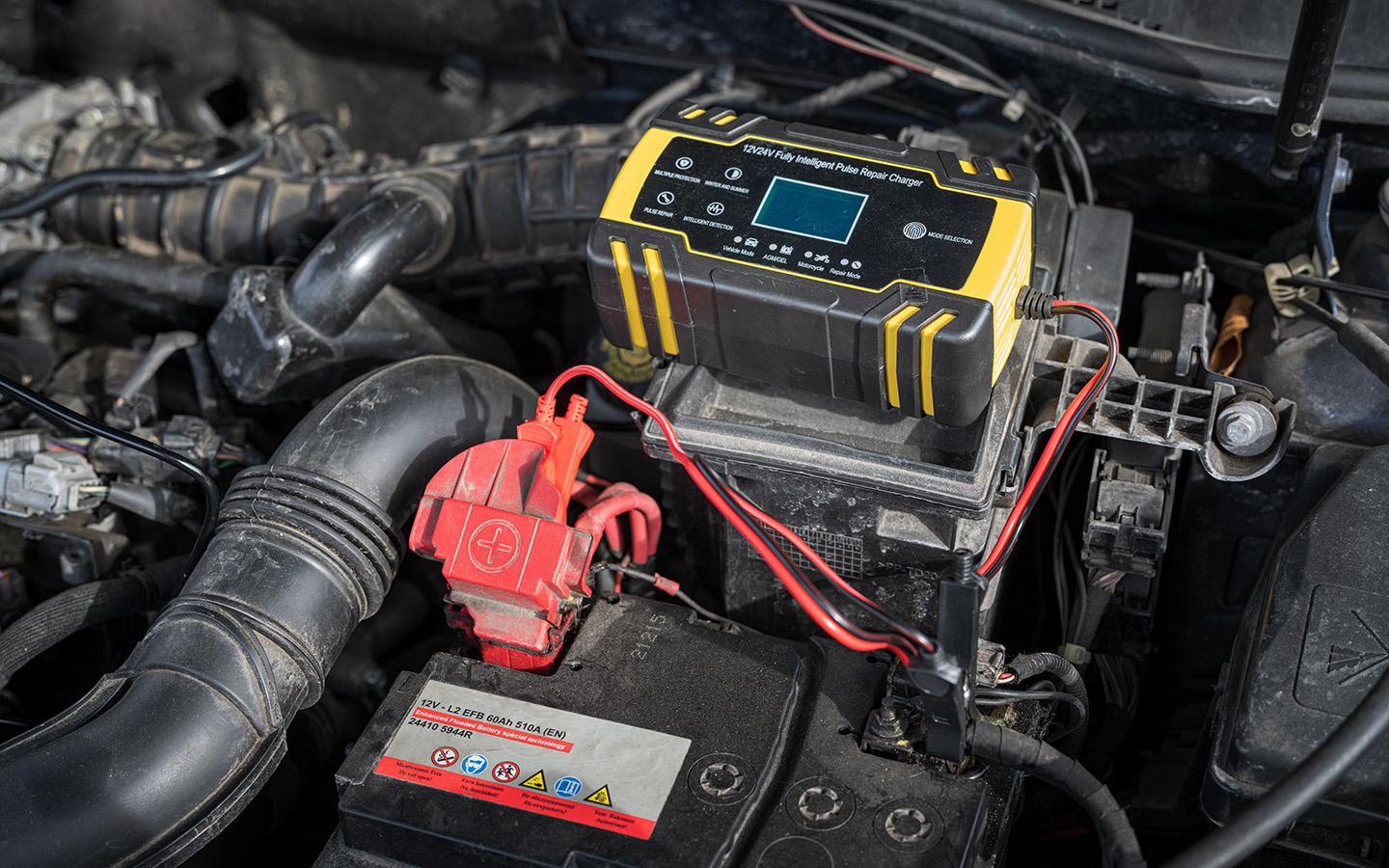 Зарядные устройства для автомобильных аккумуляторов: 9 лучших моделей