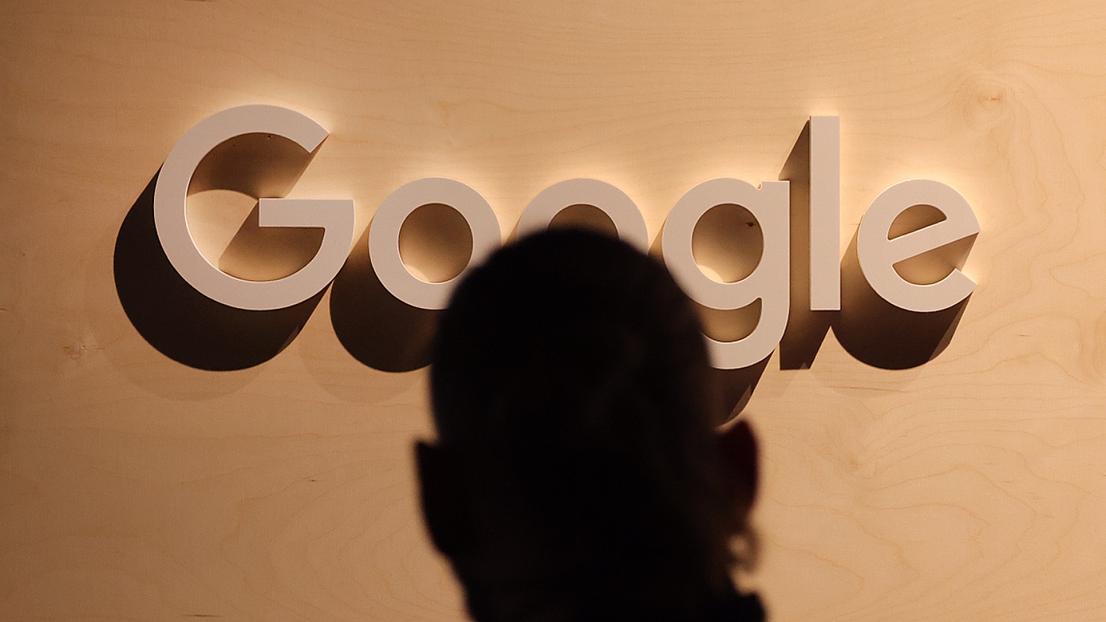 Google внедрила в поисковую систему аналог ChatGPT на основе ИИ