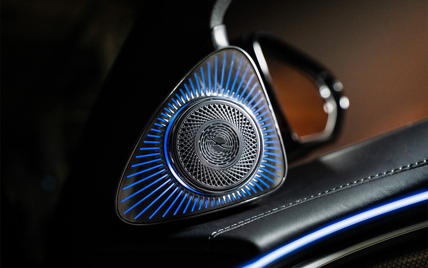 Дефлекторы вентиляции у&nbsp;Mercedes-Benz S-Class теперь управляются искусственным интеллектом

