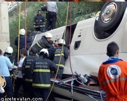 В Анталье разбился автобус: 5 погибших, около 40 раненых