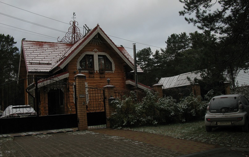 Дом, где обвиняемый Пьянков провел год под домашним арестом
