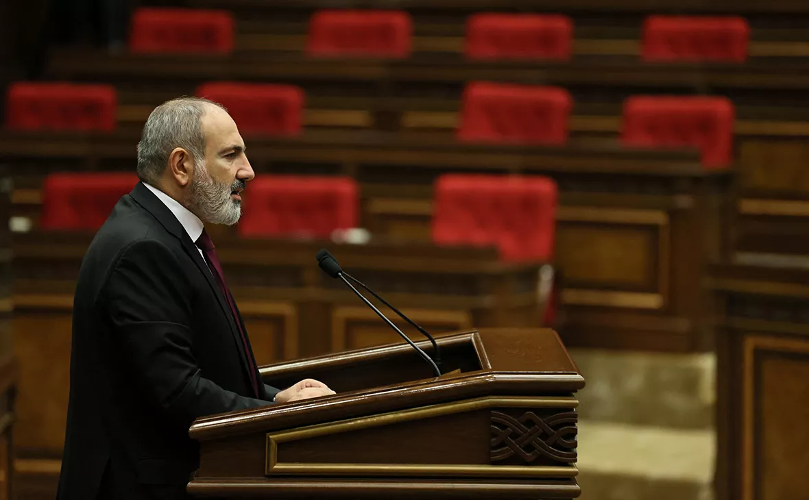 Tigran Mehrabyan / Reuters