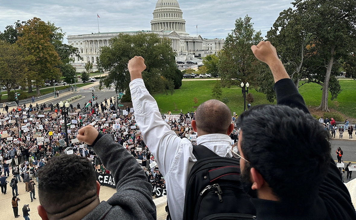 Jonathan Ernst / Reuters