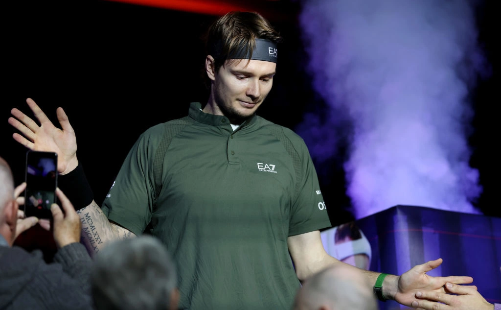  Julian Finney / Getty Images