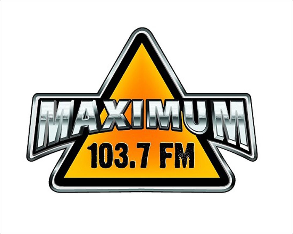 Радио Maximum сняло с эфира Bloodhound Gang после выходки с флагом 