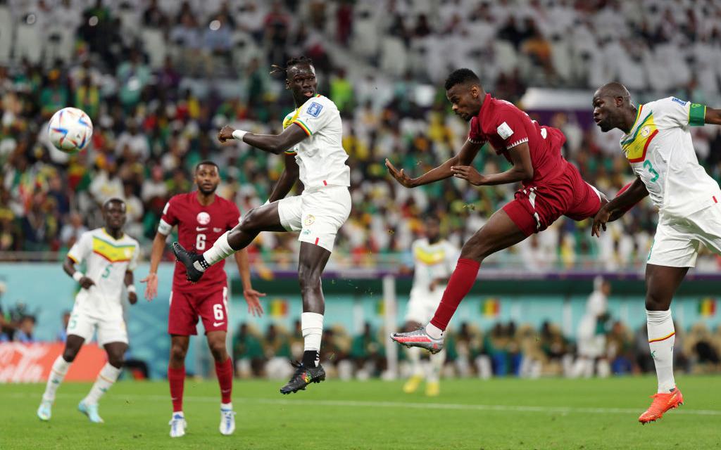 Сборная Катара первой в истории из хозяек ЧМ проиграла два матча в группе