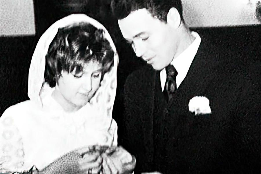 Михаил Муромов с женой Тамарой, 1973 год