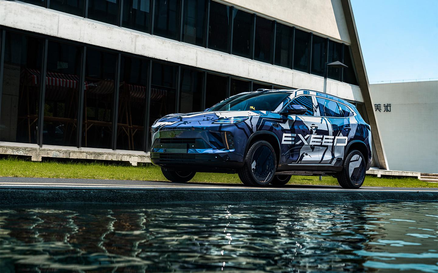Exeed представил новый кроссовер Exlantix E05 с автопилотом. Первые фото