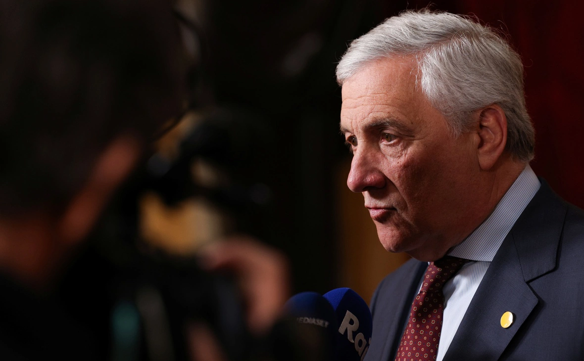 Adrian Dennis / Getty Images