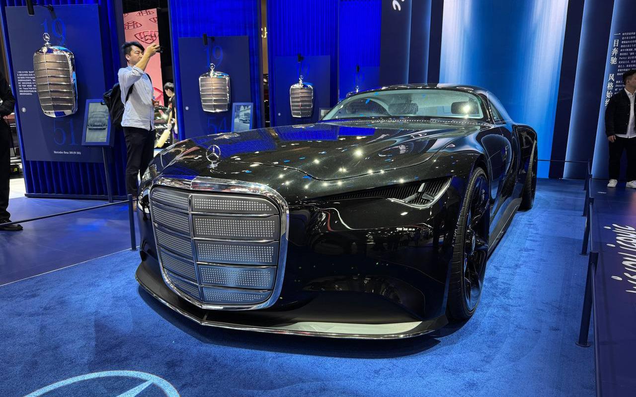 Mercedes-Benz Vision Iconic