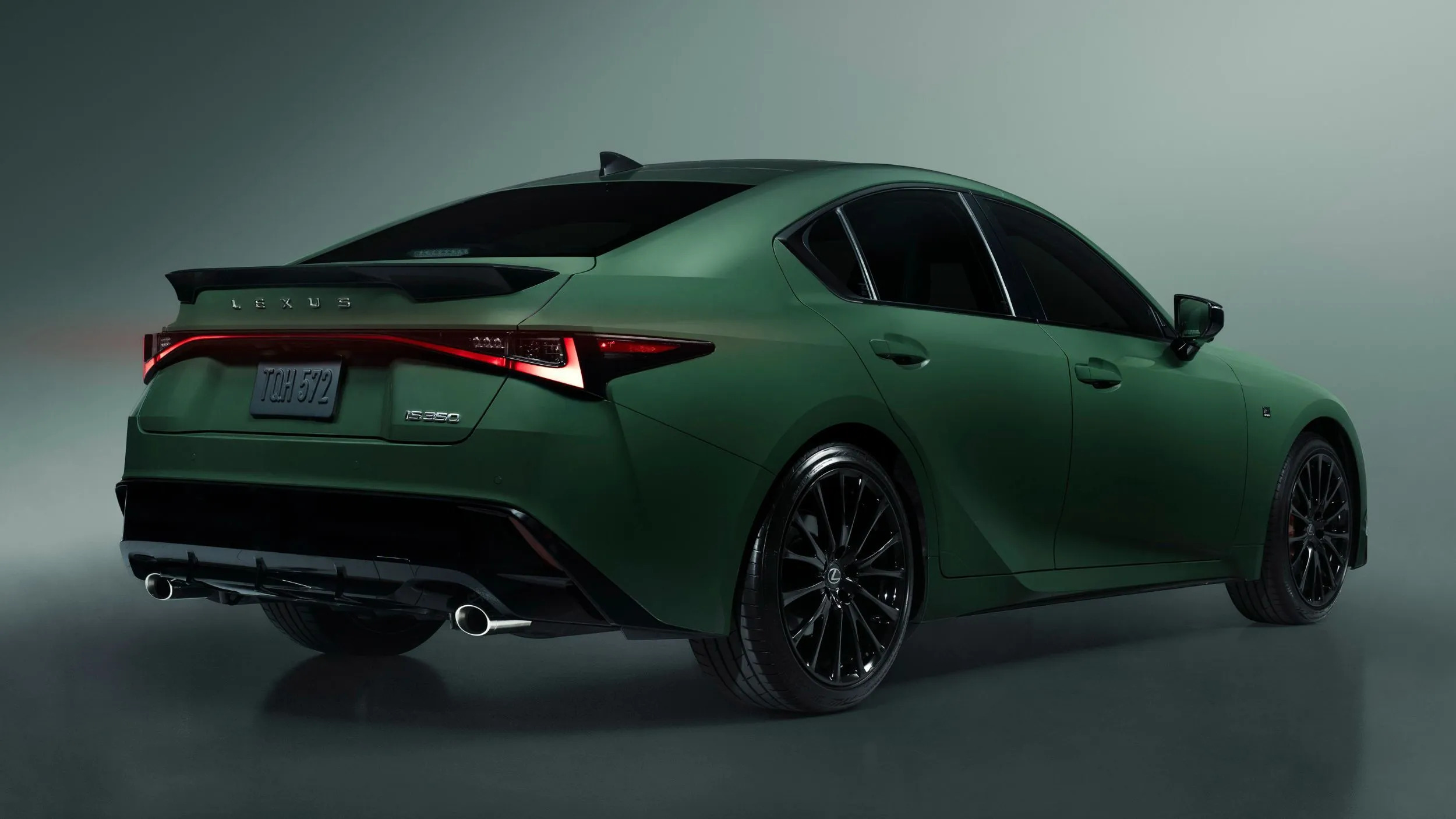 Lexus IS 350 F Sport Special Appearance Package выпустят в 2027 году ограниченным тиражом&nbsp;350 машин только для США