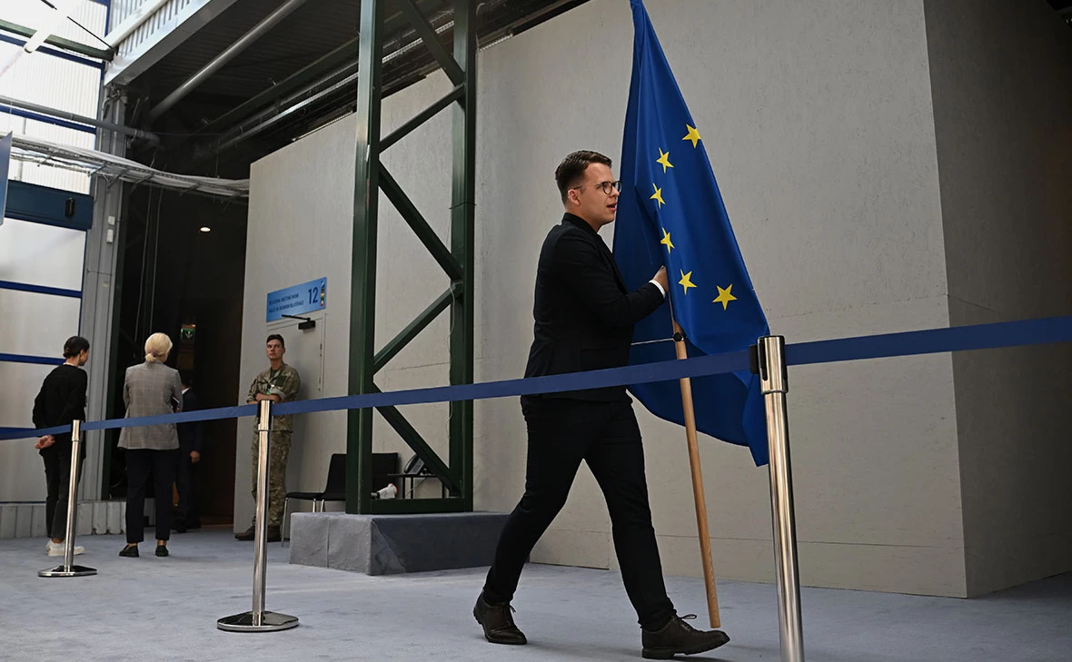 Paul Ellis / Getty Images