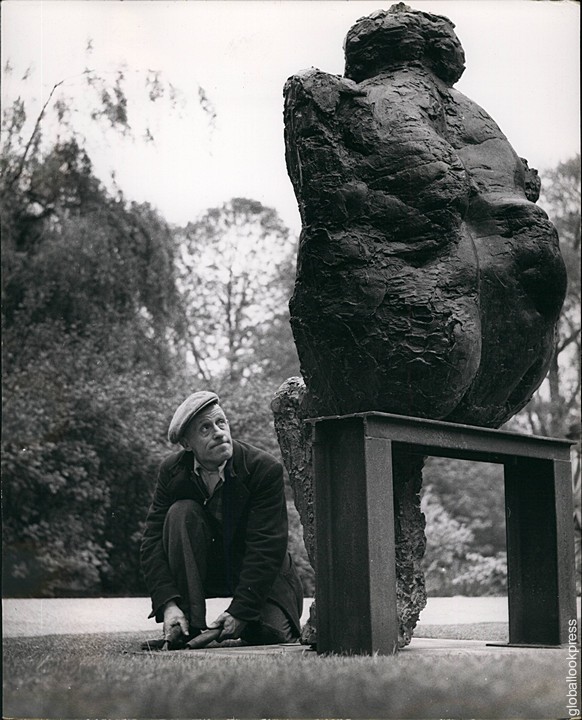 Скончался известный скульптор-абстракционист Энтони Каро
