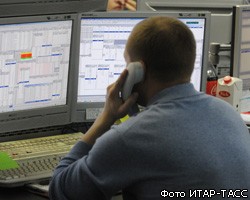 Российский рынок акций корректируется после роста накануне