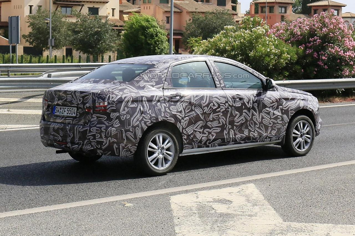 Lada Vesta замечена во время тестов в Испании :: Autonews