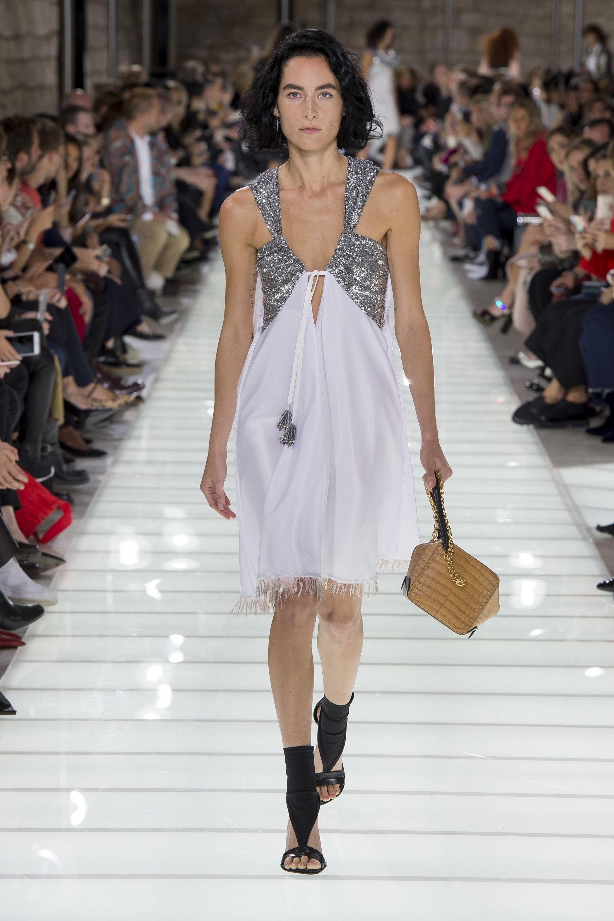 Женская коллекция Louis Vuitton в исполнении Николя Жескьера