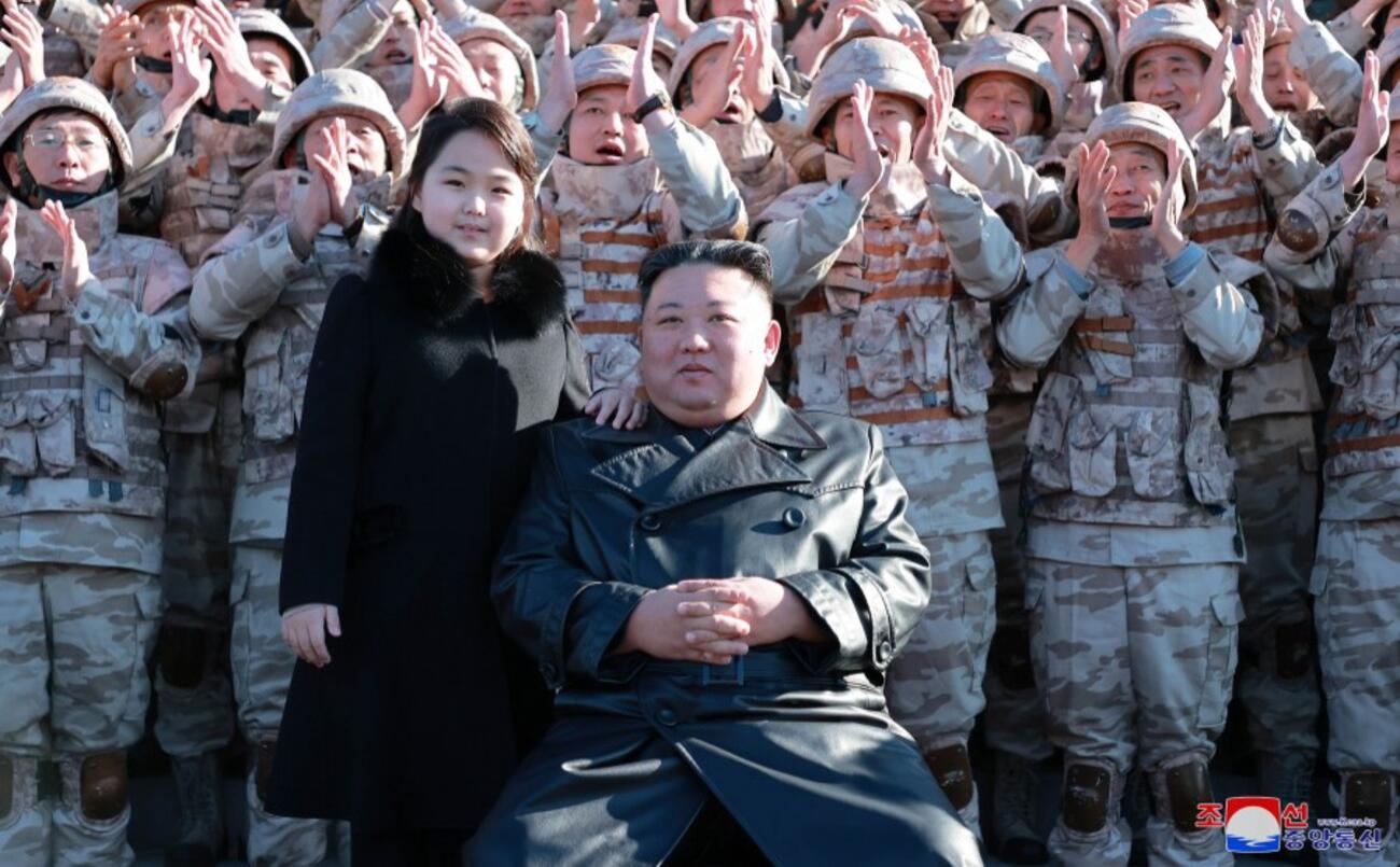 Лидер КНДР назвал конечной целью обладание самым мощным ядерным оружием"/>













