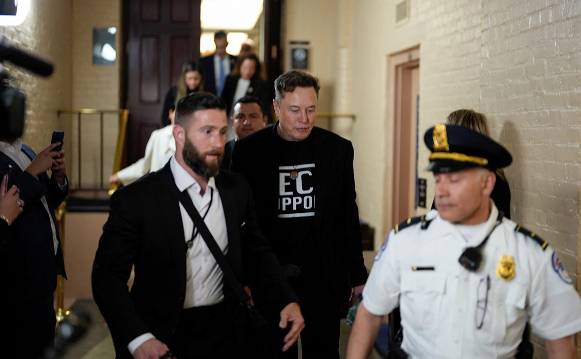 Kent Nishimura / Reuters