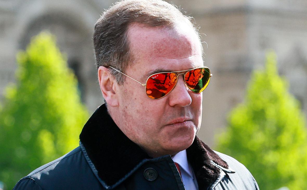 Дмитрий Медведев