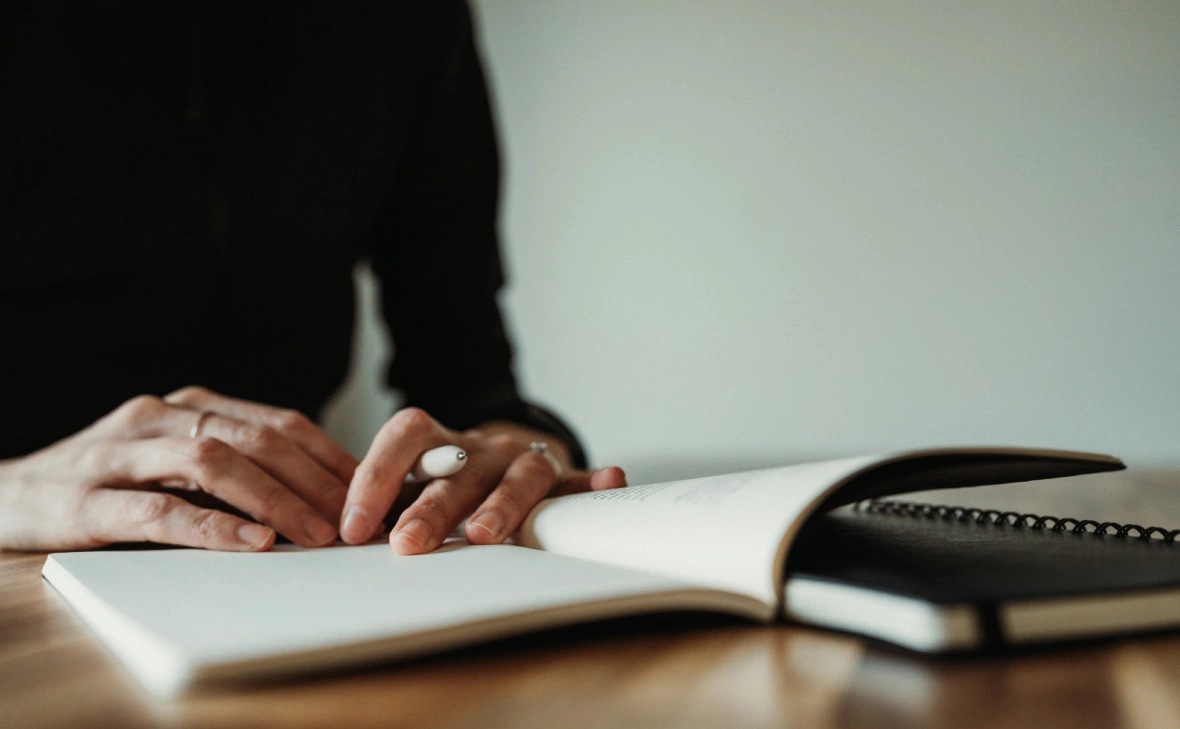 Kelly Sikkema / Unsplash