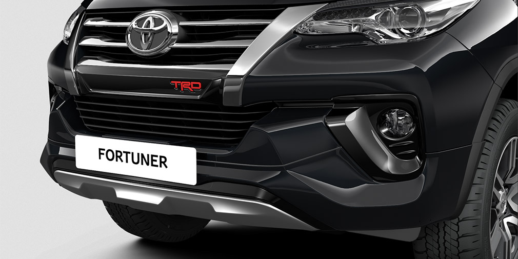 Toyota привезла в Россию спецверсию Fortuner