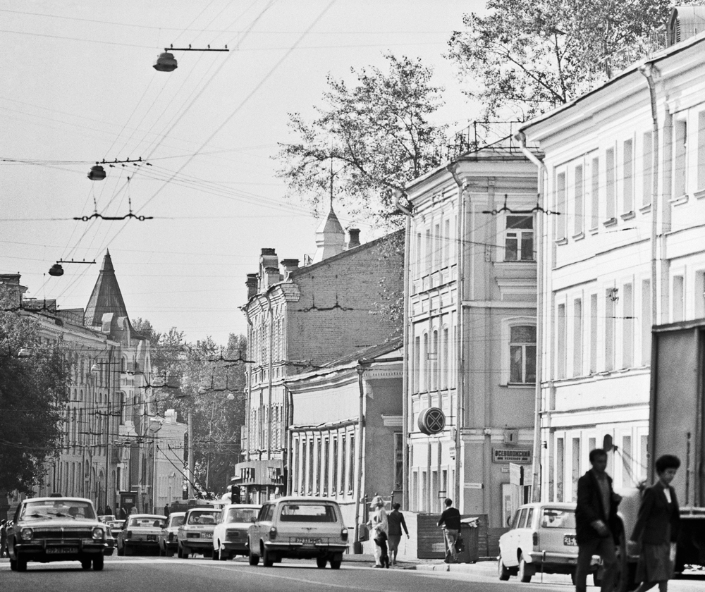 Улица Остоженка, 1986 год