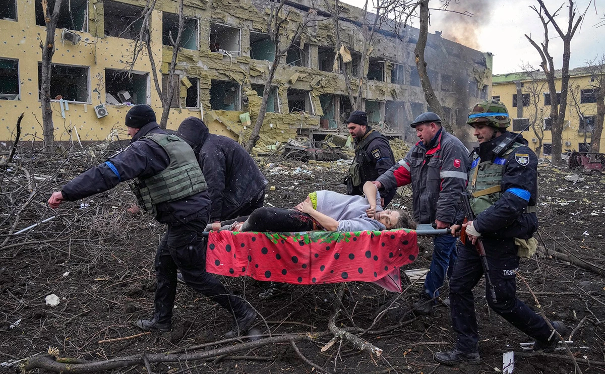 Евгений Малолетка / AP